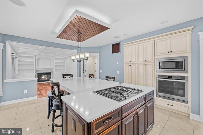 Building Photo - 46564 Hampshire Station Dr