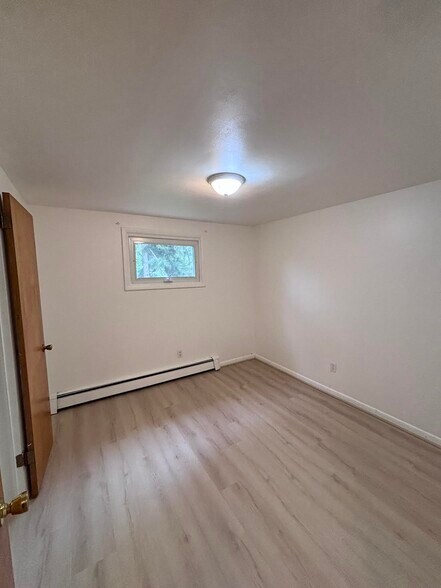 Building Photo - 3754 N Freeman Rd