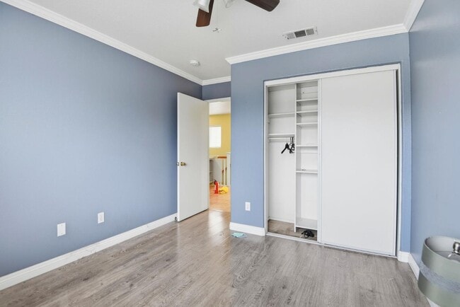 Building Photo - 7208 Paseo Del Rio