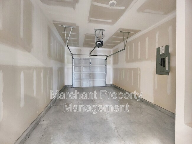 Building Photo - 1322 Wunder Way