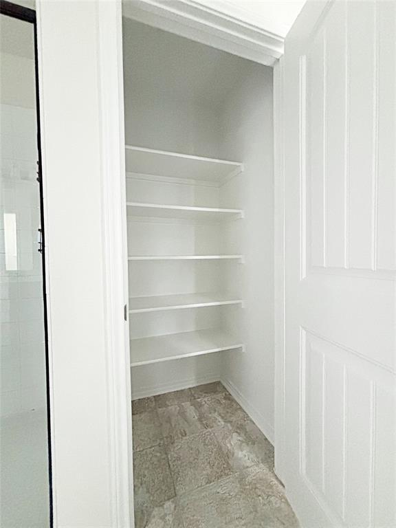Building Photo - 1720 Foxglove Dr