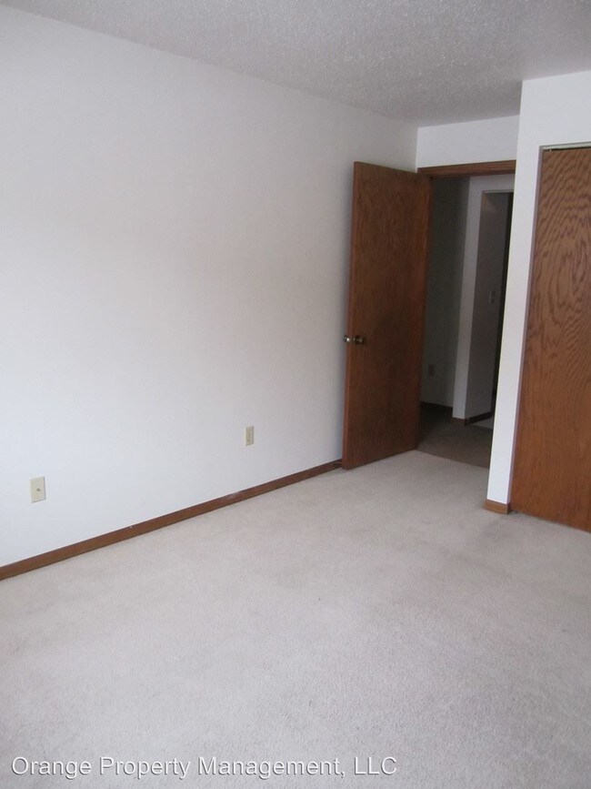 Building Photo - 1102-1110 Loy Ave