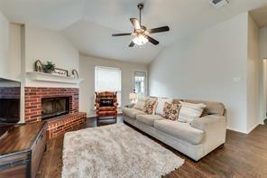 Building Photo - 122 Wildhaven Dr