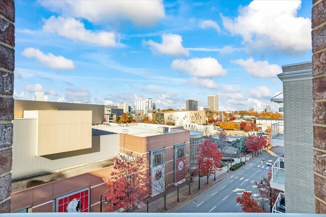 Building Photo - 285 Centennial Olympic Park Dr NW