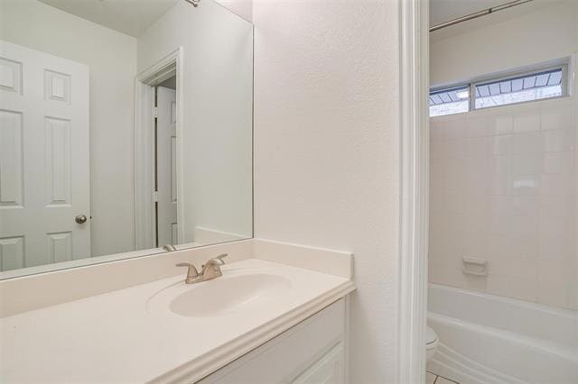 Building Photo - 3212 Riverwood Dr