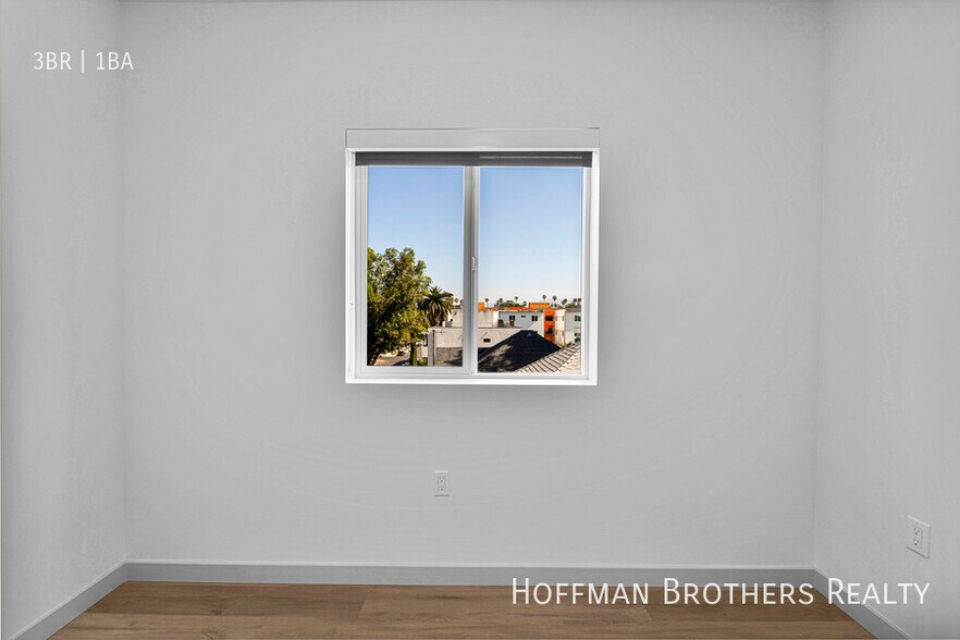 Building Photo - 1240 Magnolia Ave