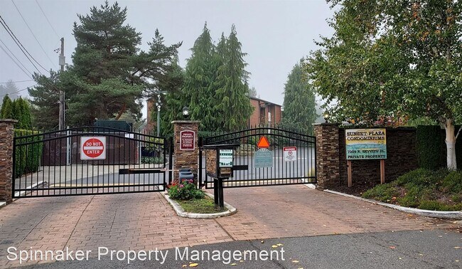 Building Photo - 2 br, 1.5 bath House - 7306 N Skyview Plac...