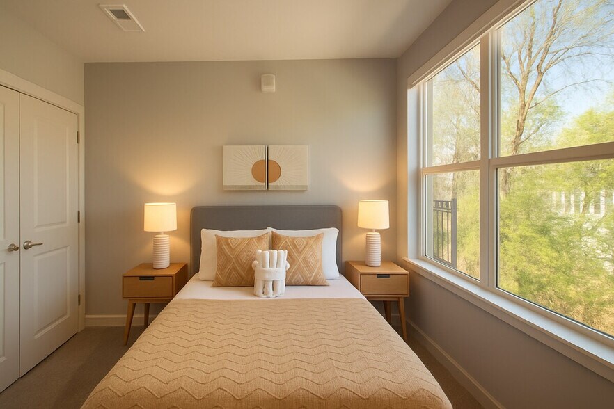 Building Photo - 3905 Laird Pl