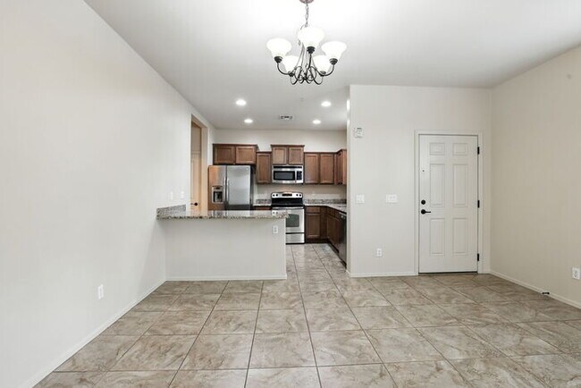 Building Photo - 3570 S Winter Lane #102