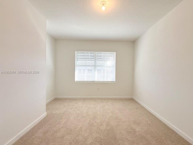 Building Photo - 184 NE 13th St