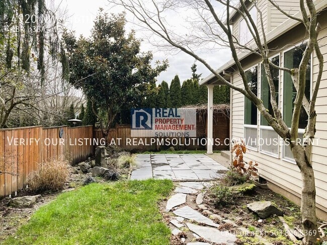 Building Photo - 4920 NW 146th Pl