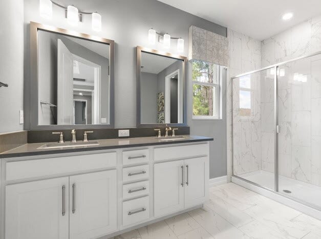 Building Photo - "Estancia 3-Bed Sanctuary with Granite Finishes and Scenic Views in Wesley Chapel"