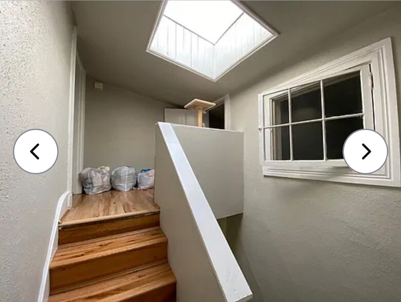 Building Photo - 2390/2392 Wheeler