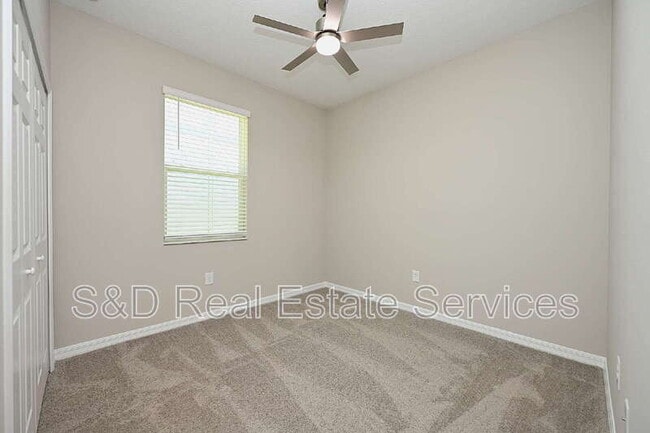 Building Photo - 5507 Freesia Dr