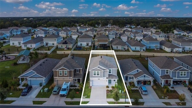 Building Photo - 26159 Feathergrass Cir