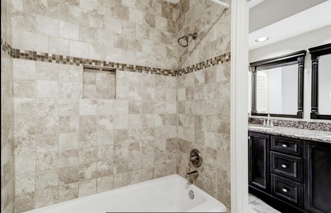 Building Photo - 5968 Woodway Place Ct