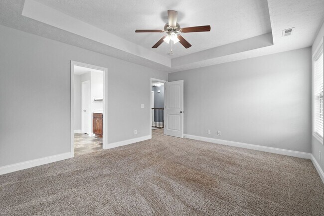 Building Photo - Pet Friendly Four Bedroom!