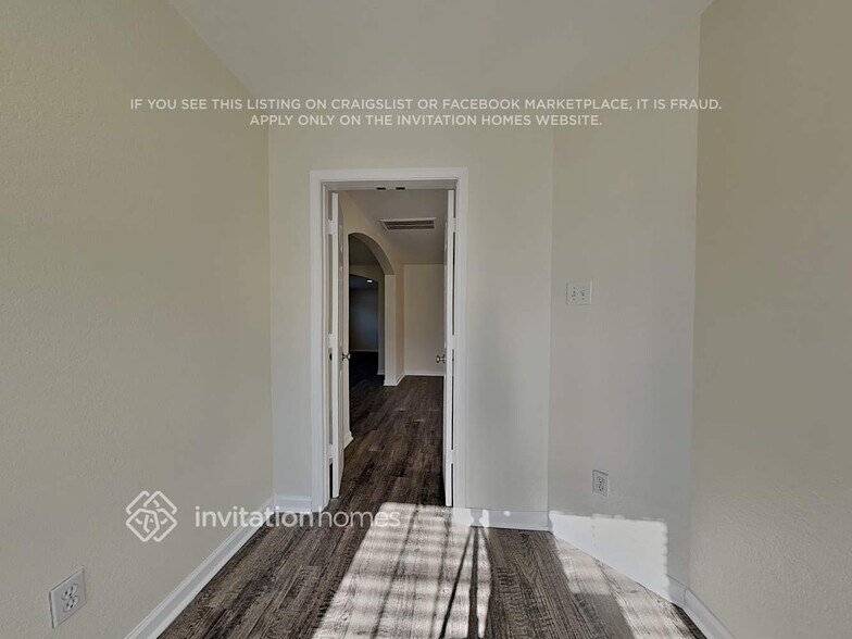 Building Photo - 9122 Prairie Trails Dr