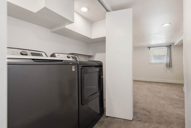 Building Photo - 4 Bedroom West Seattle View Retreat | Fully Remodeled Home with Sound Views & RV Parking