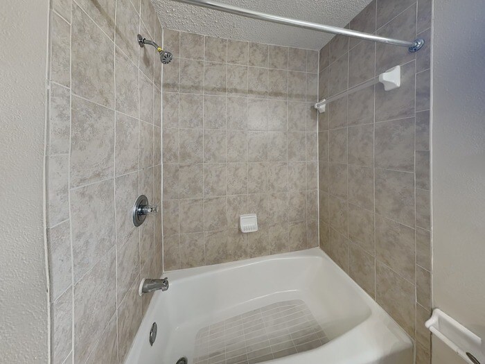 Building Photo - 7527 Atherton Ave