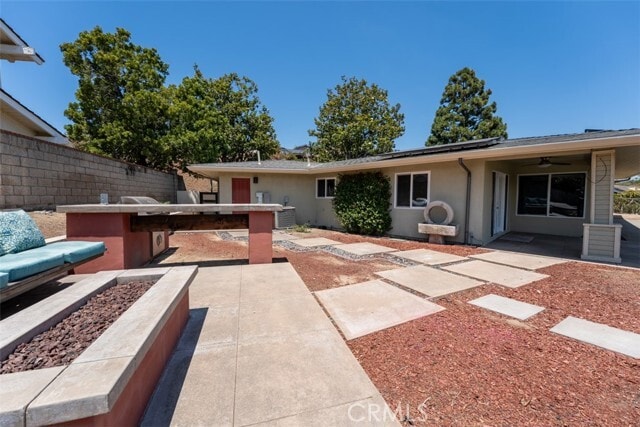 Building Photo - 23932 Flores Ave
