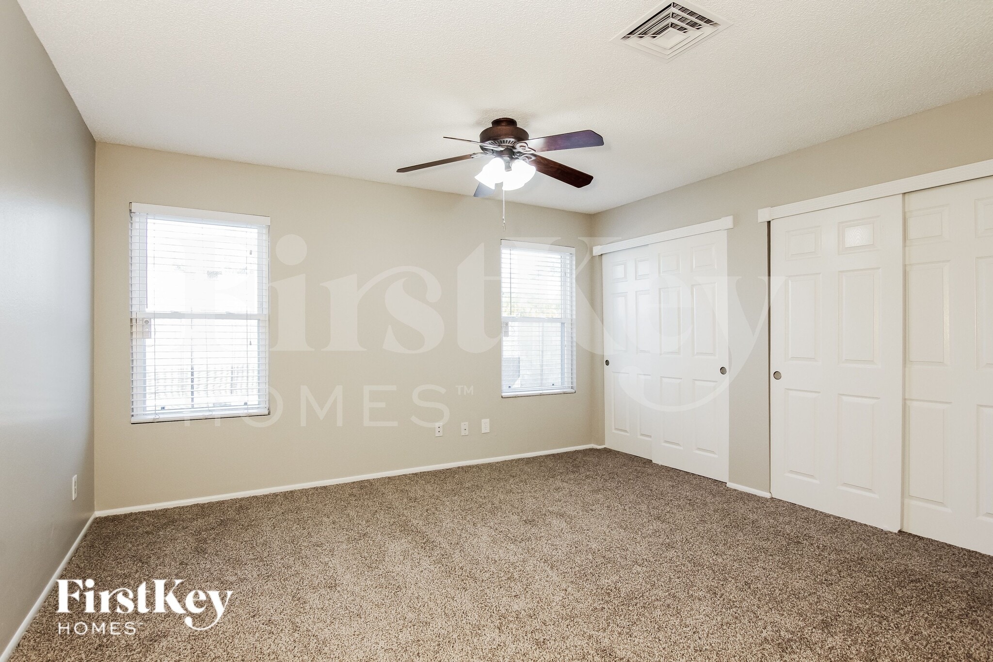 Building Photo - 8320 W Corrine Dr