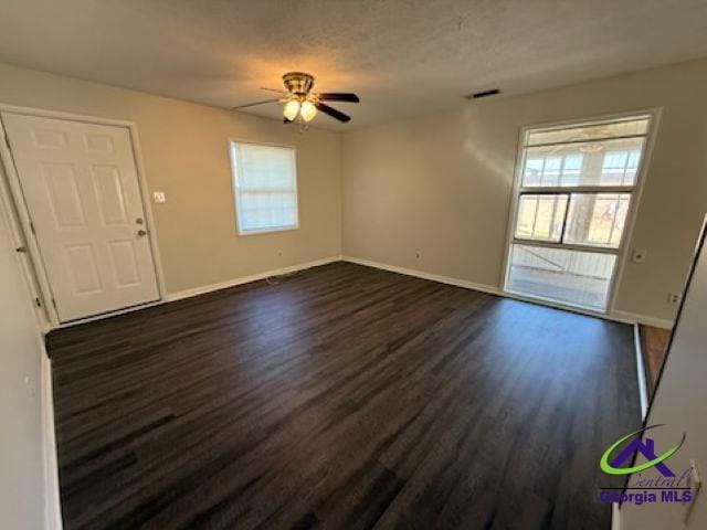 Building Photo - 318 Bruce St