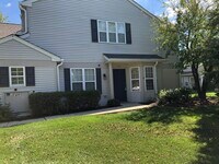 Building Photo - 2212 Waterleaf Ct