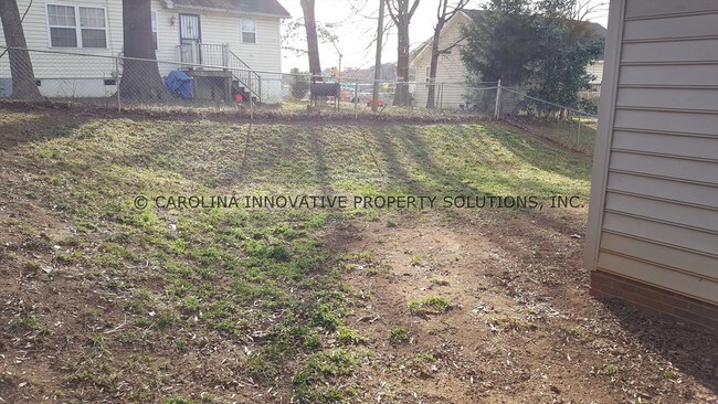 Building Photo - 1409 Tinnin Ave