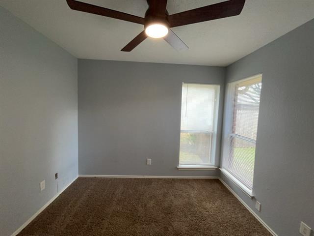 Building Photo - 818 Summit Dr