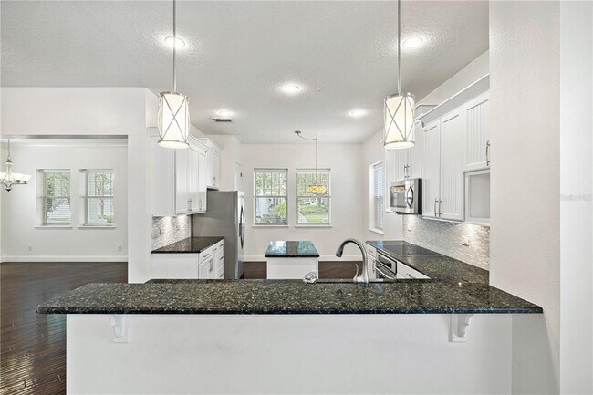 Building Photo - 5338 Ardsdale Ln