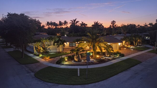 Building Photo - 5031 NE 23rd Terrace