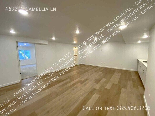 Building Photo - 4692 Camellia Ln