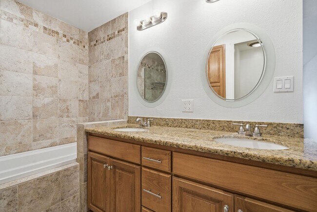 Building Photo - Rare Free-Standing Bluffs Z Plan – Largest...