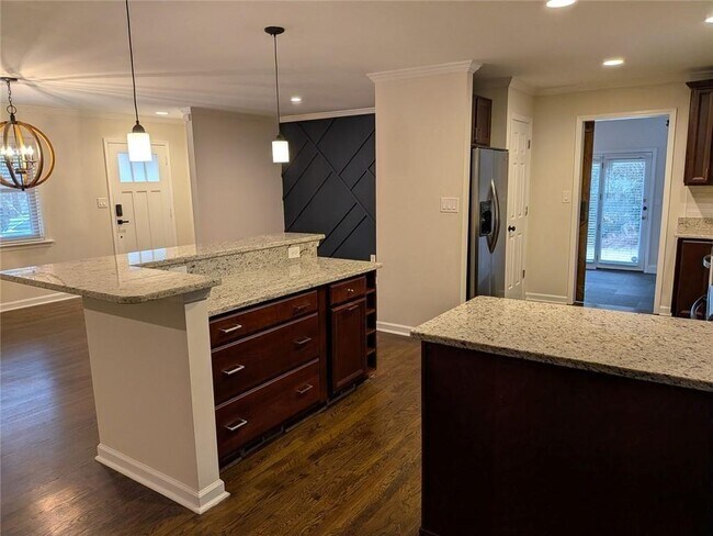 Building Photo - 3036 Hudson Ct