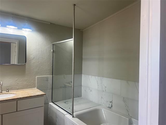 Building Photo - 119 Hillside Beach Dr