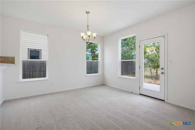 Building Photo - 161 Cushman Dr
