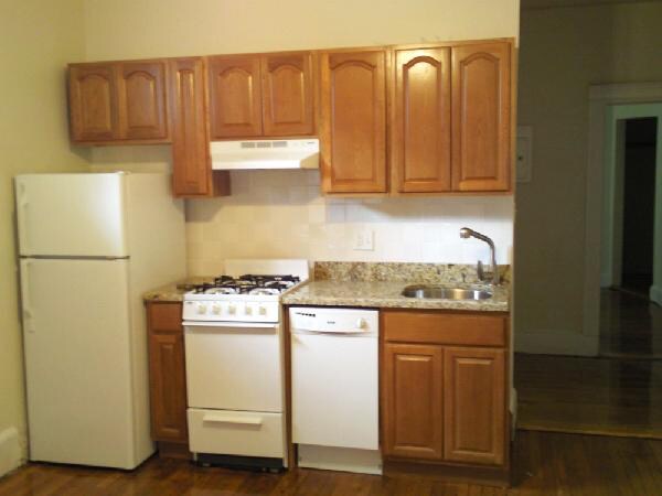 Building Photo - 1412 Commonwealth Ave