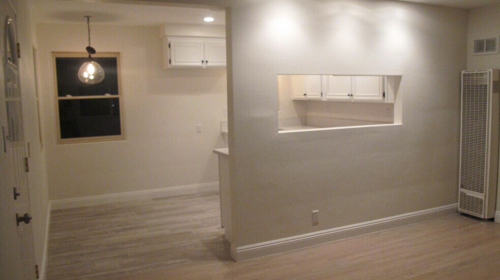 Building Photo - 1108 Tait St