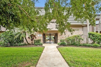 Building Photo - Gorgeous 2 bed / 2 bath in Winter Park