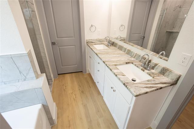 Building Photo - 3817 Winfield Ave