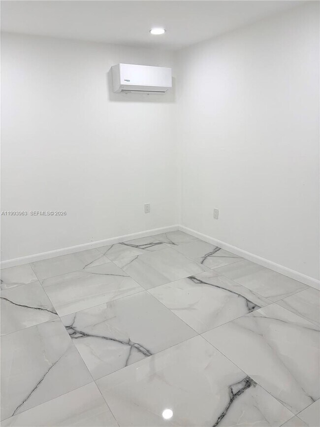 Building Photo - 13065 SW 263rd Terrace