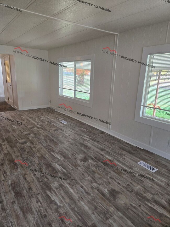 Building Photo - STATUS: *RENTED* |  R255E | $2850 ( FARM PROPERTY- LIVESTOCK WELCOME)