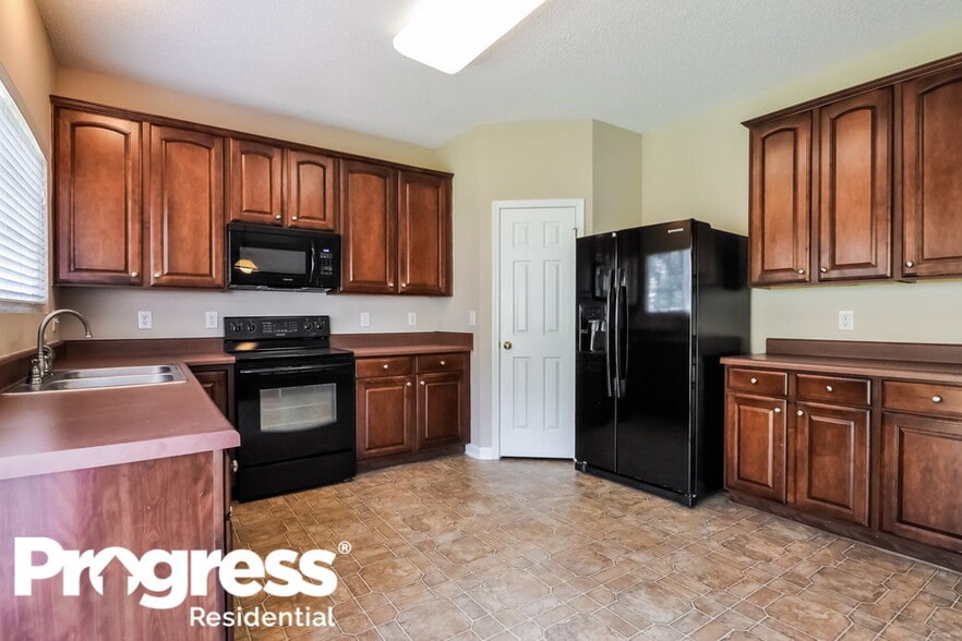 Building Photo - 816 Stackhurst Way