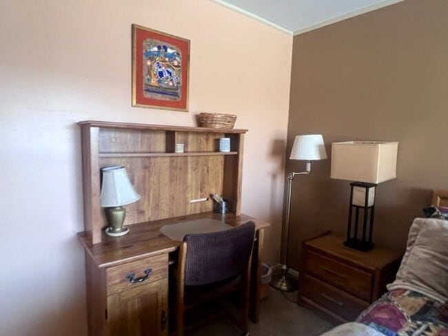 Building Photo - 1611 AZ-95