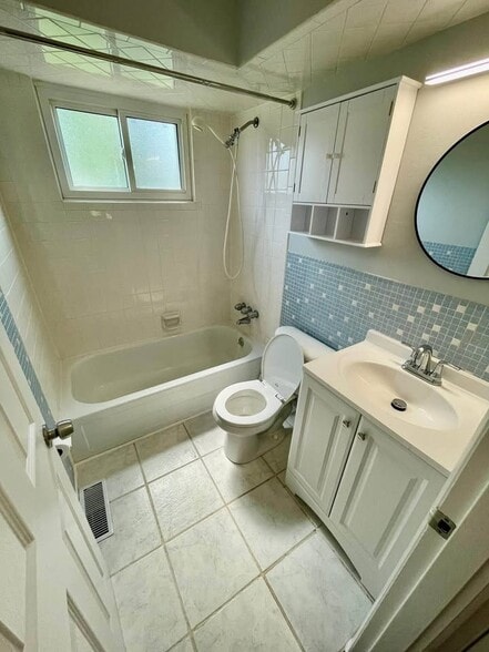 Building Photo - 5307 Crestside Ln