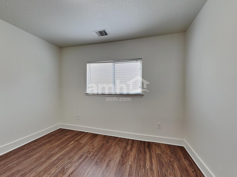 Building Photo - 6327 Torrance Elms Ct