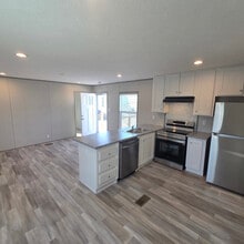 Building Photo - 7803 St Andrews Church Rd