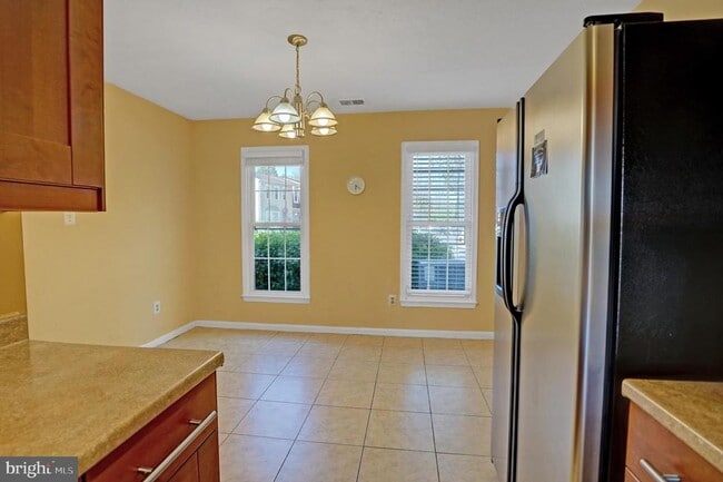 Building Photo - 6389 Fenestra Ct