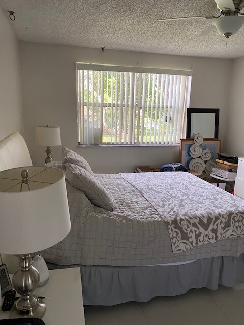 Building Photo - 8891 Wiles Rd